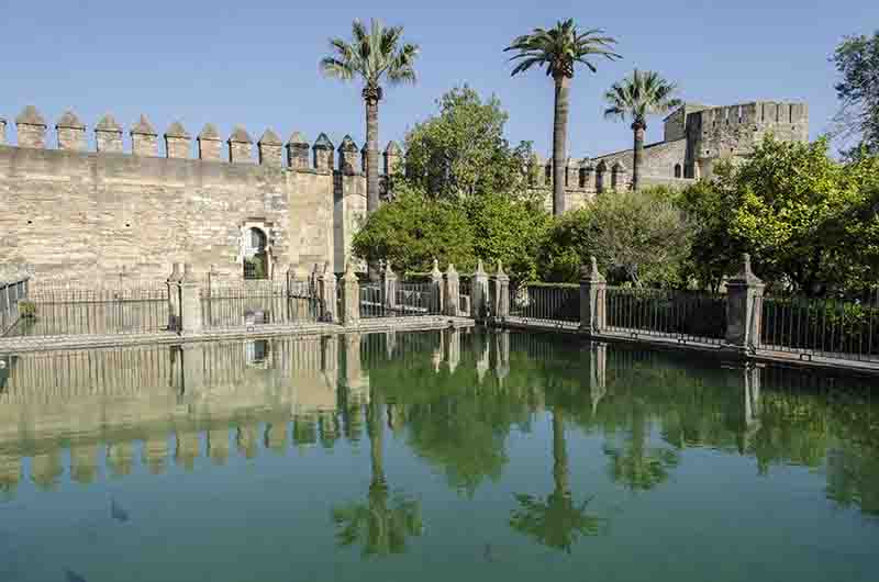 Córdoba 091 - Álcazar de los Reyes Cristianos - jardines.jpg